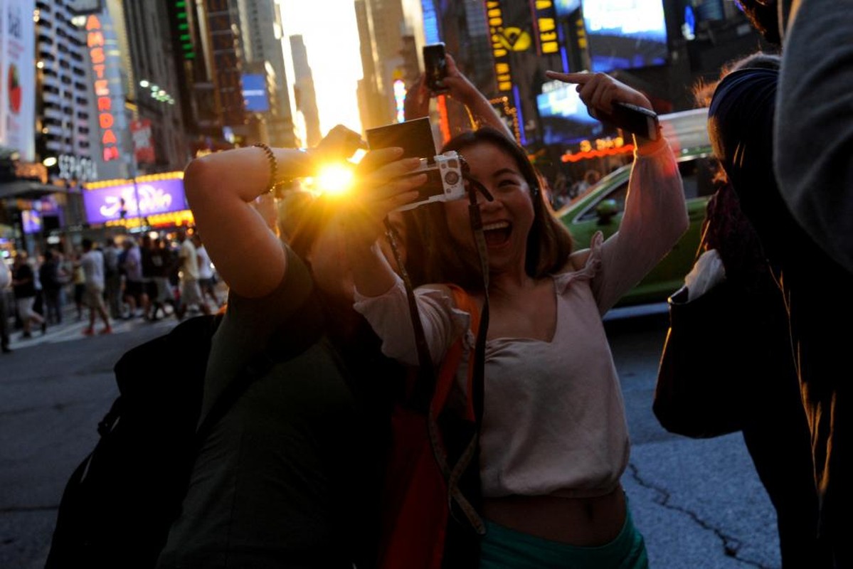 Kinh ngac hien tuong Manhattanhenge o New York-Hinh-9